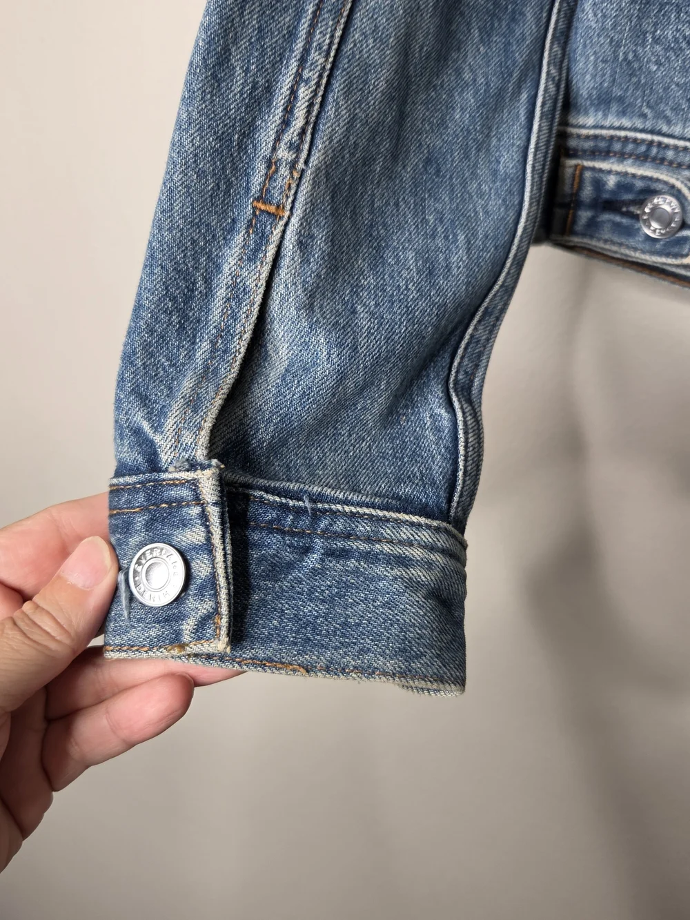 Everlane Women’s The Shruken Denim Jacket
